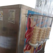 zmrzlinový stroj BQ332A